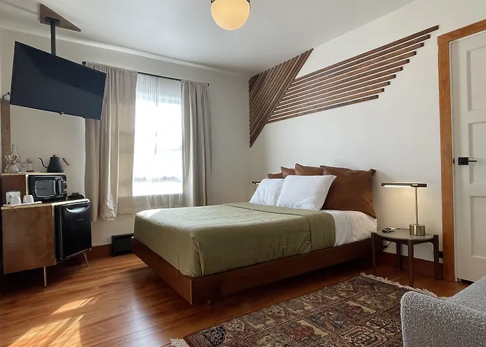 Scotia Lodge