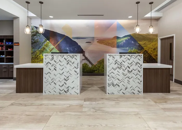 Howard Johnson Hotel - Middletown