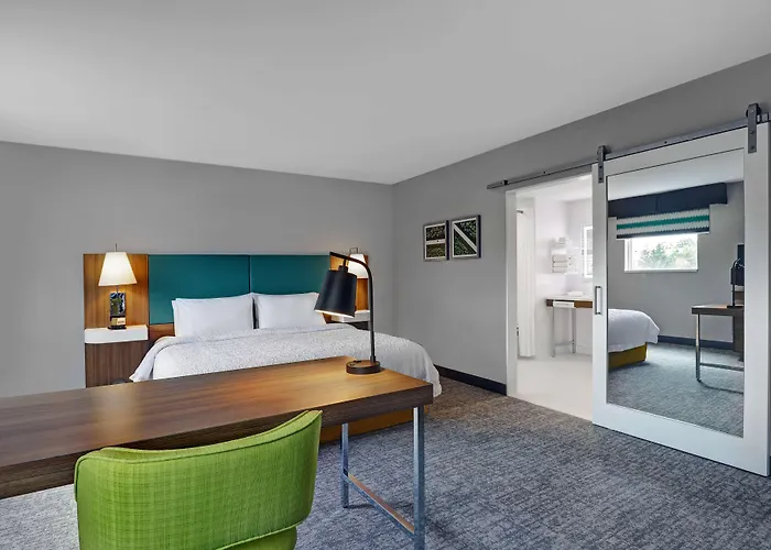 Hampton Inn & Suites Belleville