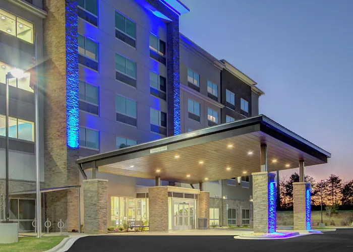 Holiday Inn Express & Suites Charlotte Southwest By Ihg