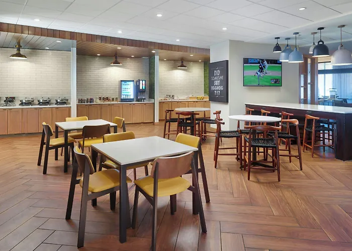 Fairfield Inn & Suites By Marriott Helen