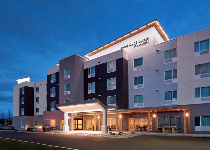 Towneplace Suites By Marriott Grand Rapids Airport