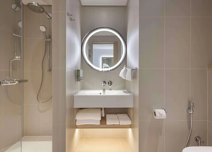 Hampton By Hilton Kuwait Salmiya