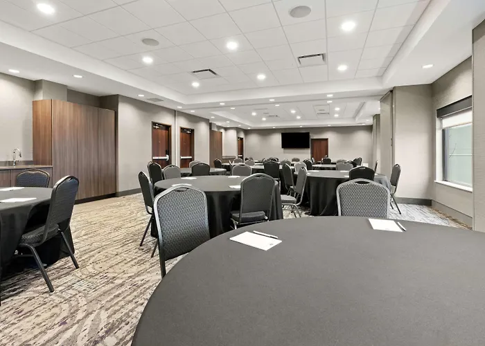 Hampton Inn & Suites Spokane Downtown-South