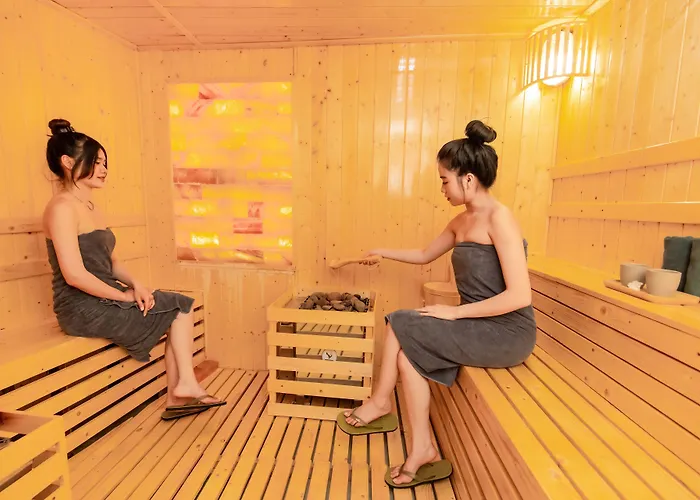 Jade Scene Hotel
