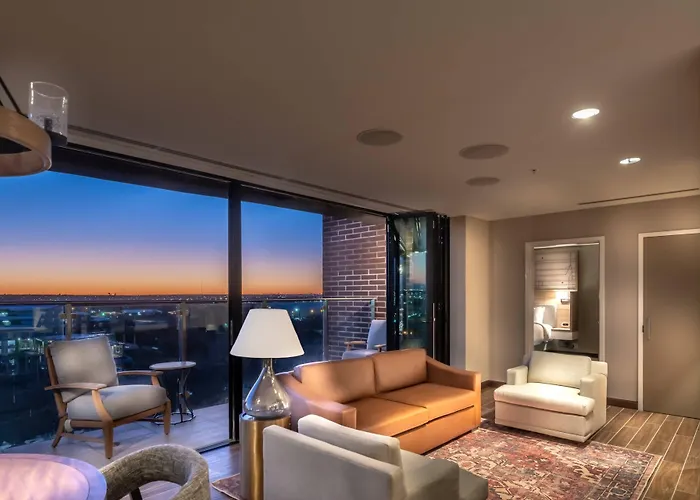 Springhill Suites By Marriott Fort Worth Historic Stockyards