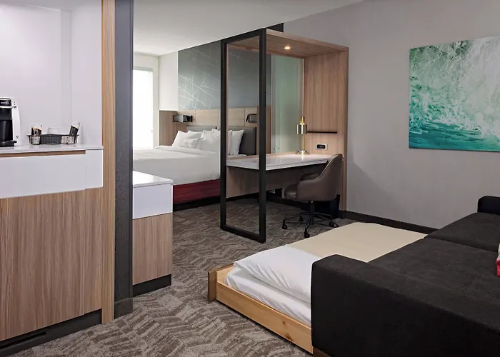 Springhill Suites By Marriott Kansas City Plaza