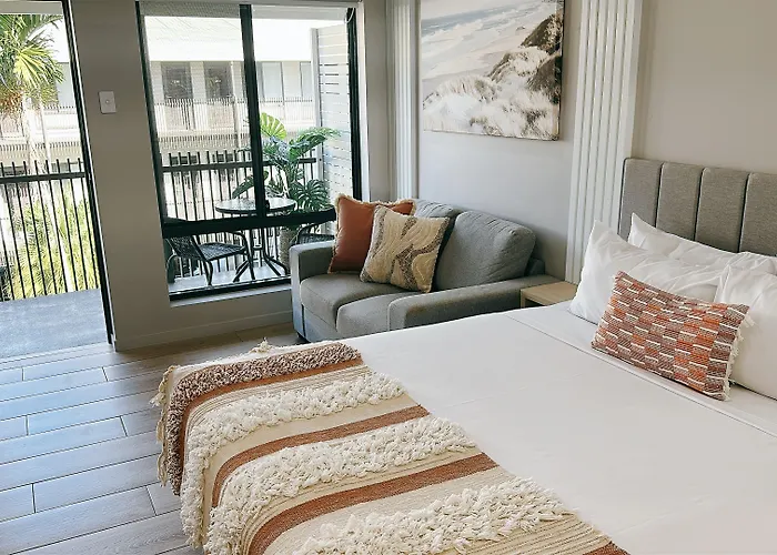 Belmoral Corporate Suites (Adults Only)