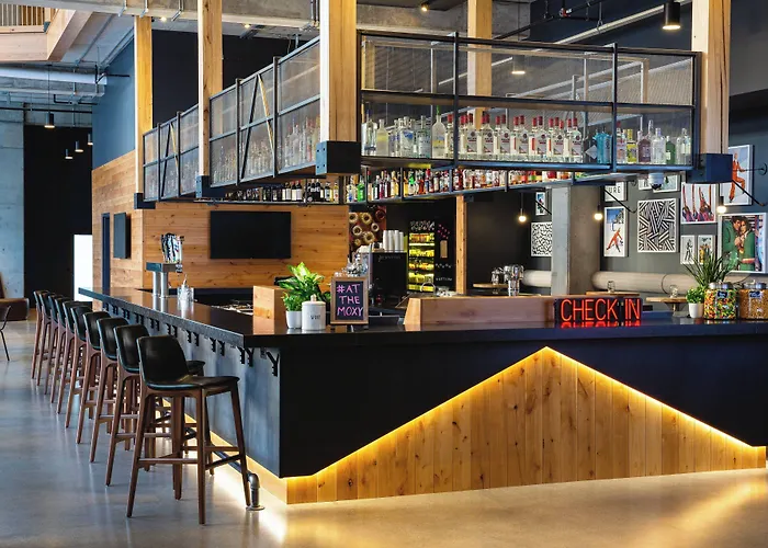 Moxy Minneapolis Downtown