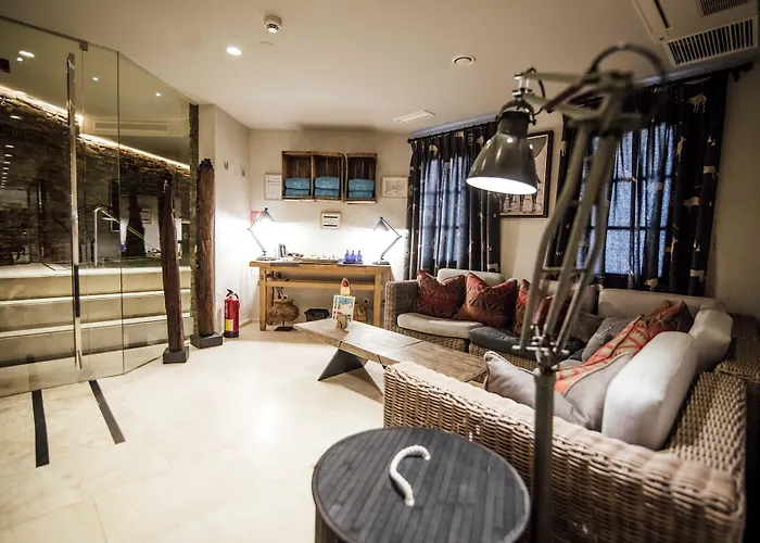 El Lodge, Ski & Spa