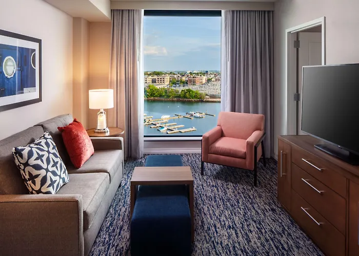 Homewood Suites By Hilton Boston Seaport District