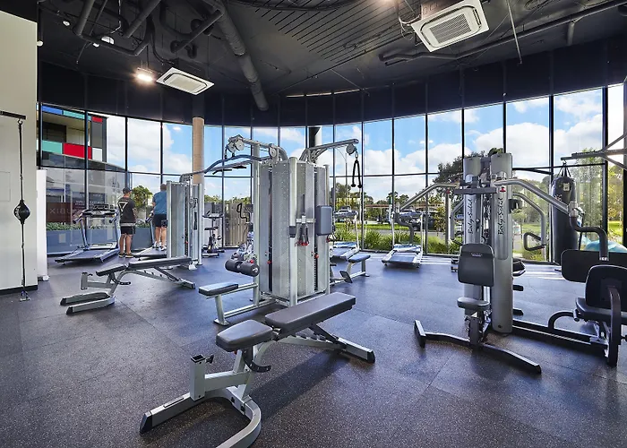 Melbourne Knox Central Apartment Hotel Official