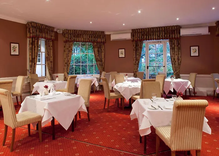 Mercure Salisbury White Hart Hotel & Apartments