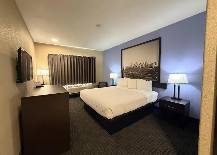 Super 8 By Wyndham Edmonton/West
