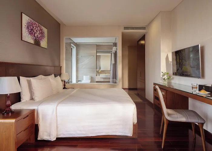 Orchids Saigon Hotel