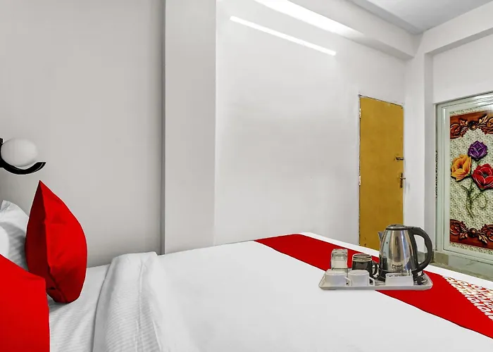 Hotel O Starlight Guest House
