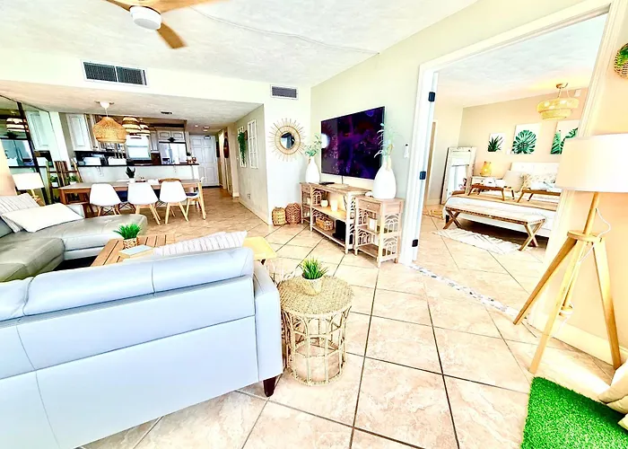 Penthouse Beach Oasis 704 Lovely Daytona Ocean Front Incredible Ocean View