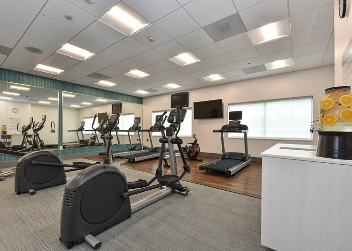 Holiday Inn Express & Suites Charlotte - Ballantyne By Ihg