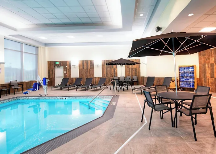 Fairfield Inn & Suites By Marriott Ottawa Airport