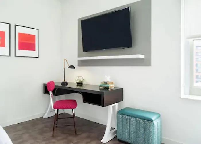 Tryp By Wyndham Newark Downtown