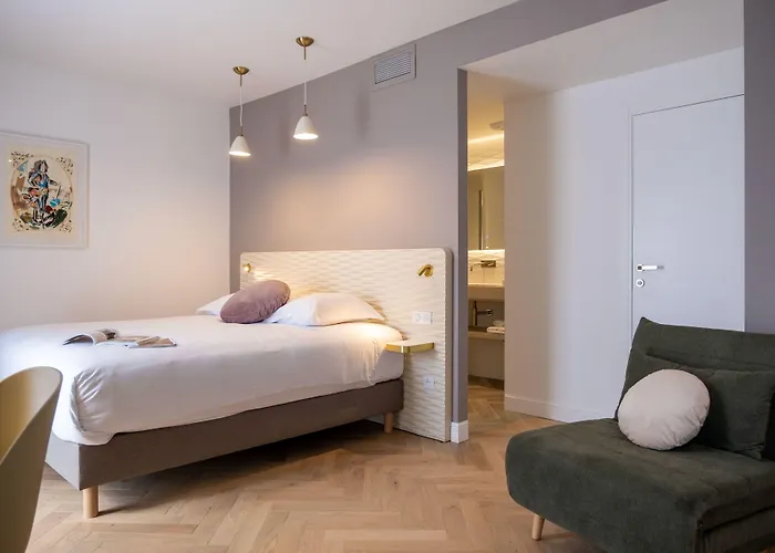 Hotel Le XIX