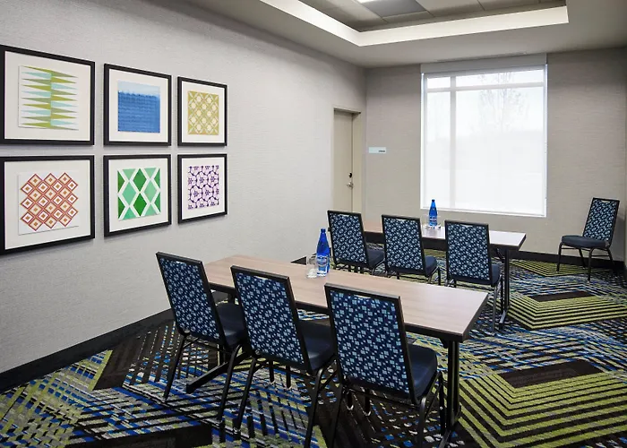 Holiday Inn Express Niagara-On-The-Lake By Ihg