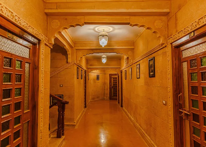 Hotel Lal Garh Fort And Palace