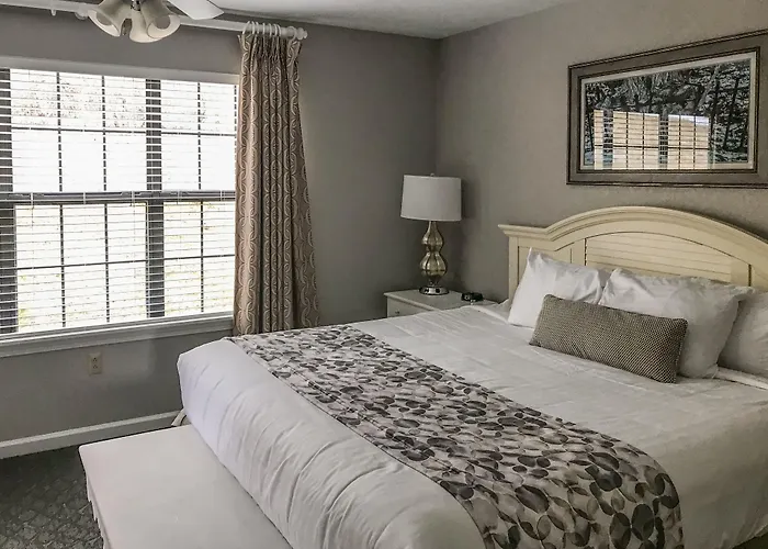 Holiday Inn Club Vacations Oak N Spruce Resort In The Berkshires