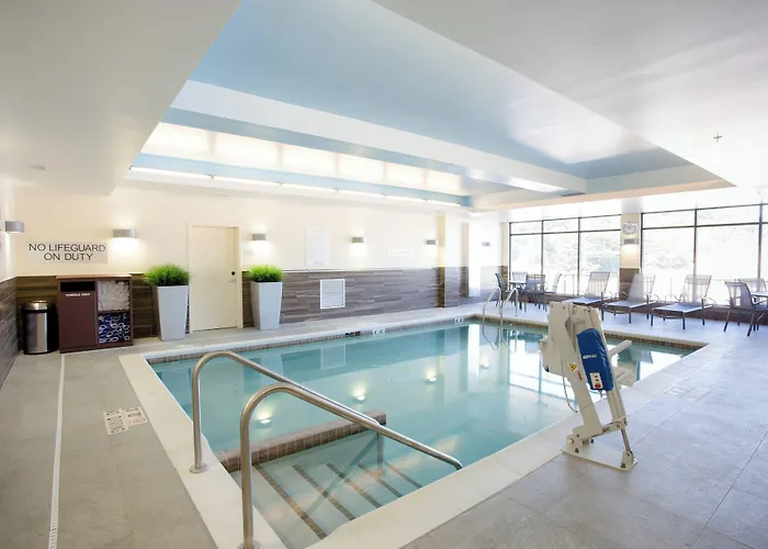 Fairfield Inn & Suites By Marriott Decorah