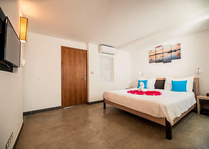 Toparadis Guest House