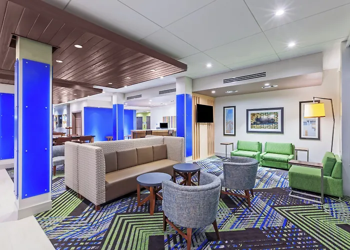 Holiday Inn Express And Suites Chanute By Ihg