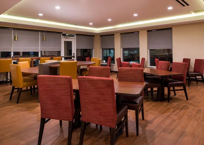 Towneplace Suites By Marriott Charleston-West Ashley