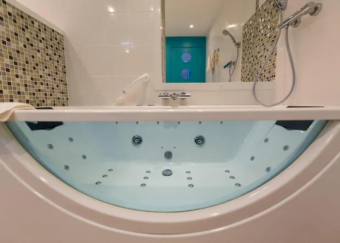 Hotel Regina Bordeaux Gare Saint-Jean