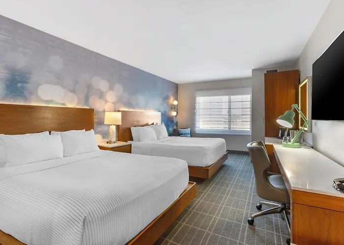 Cambria Hotel Lax