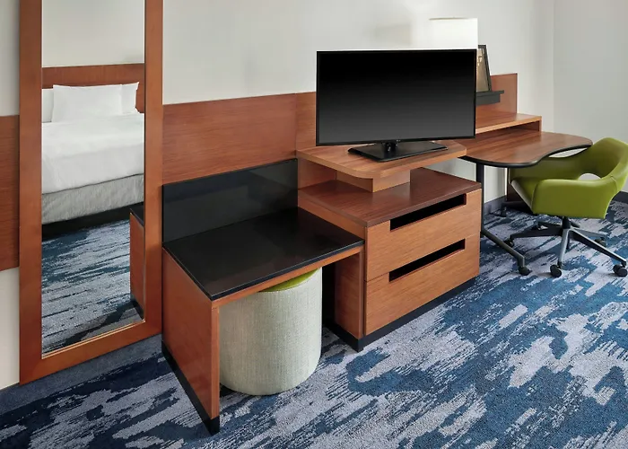 Fairfield Inn & Suites By Marriott Charlotte Airport