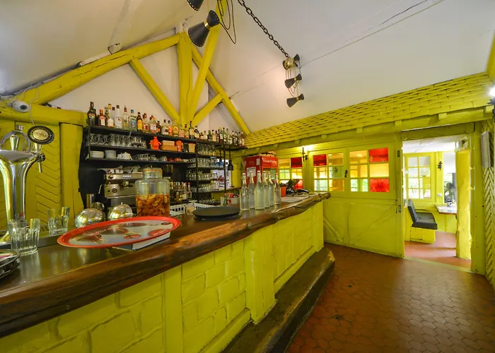 Logis - Hotel Et Restaurant La Mire