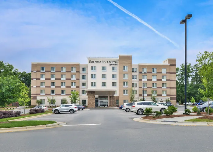 Fairfield Inn & Suites By Marriott Raleigh Cary