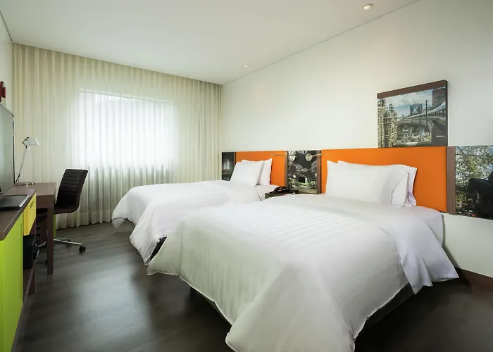 Hampton By Hilton Bucaramanga