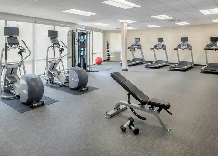 Courtyard By Marriott Houston City Place