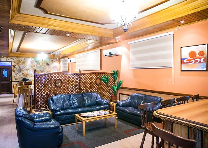 Mahogany Lodge, Cantonments