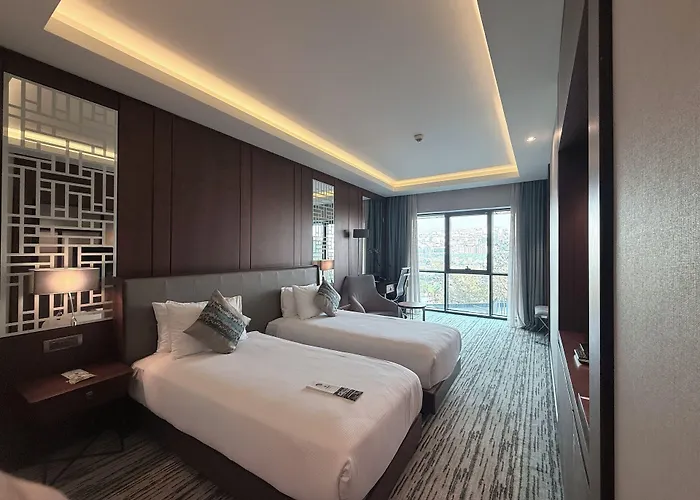 Arise Hotel Golden Horn