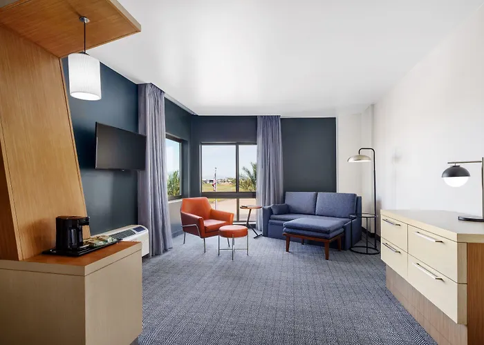 Courtyard By Marriott Phoenix Mesa Gateway Airport