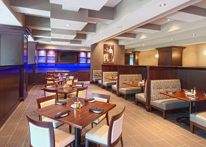 Crowne Plaza Shenandoah - Woodlands Area By Ihg