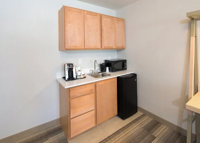 Holiday Inn Express & Suites Port Huron By Ihg
