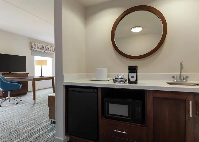 Hampton Inn & Suites - Pittsburgh/Harmarville, Pa