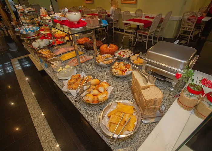 Trevi Hotel E Business