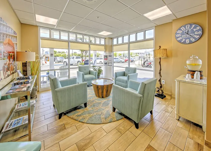 Commander Hotel & Suites