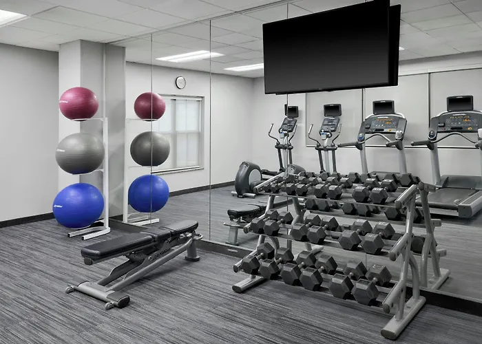 Towneplace Suites By Marriott Lawrence Downtown