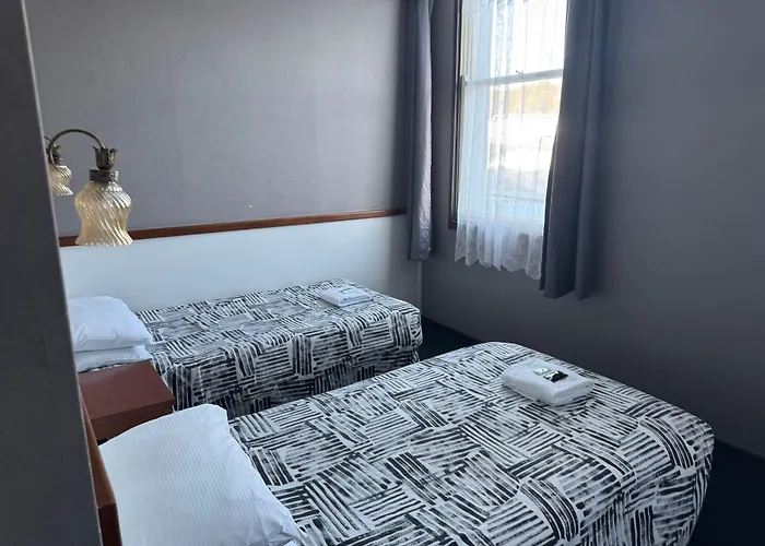 Grand Hotel - Whangarei