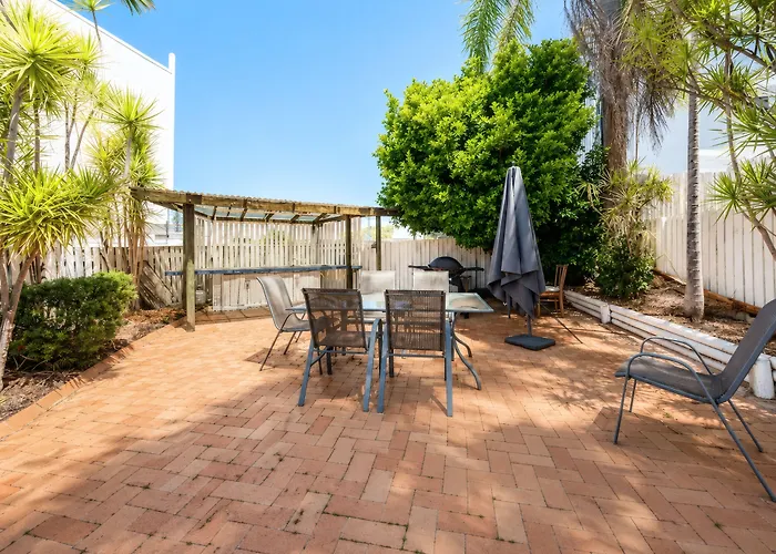Gladstone Cbd Motel